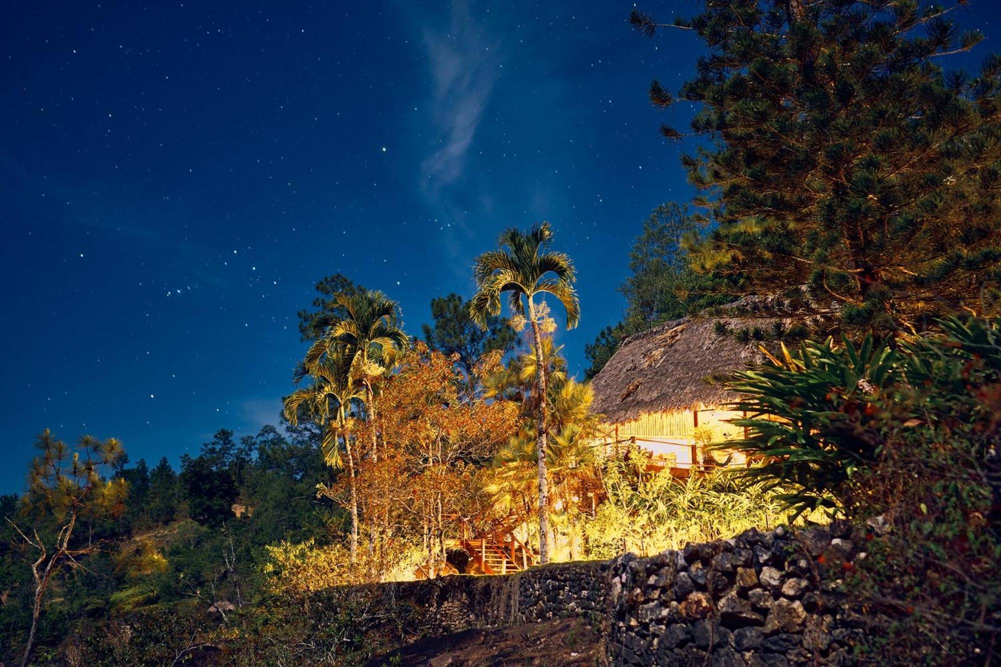 Blancaneaux Lodge By Francis Ford Coppola San Ignacio Zewnętrze zdjęcie